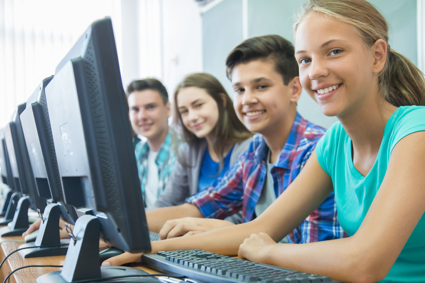 Children in a Searsol computer classroom